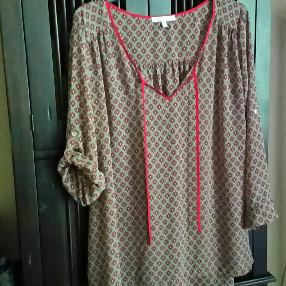 Flowy & Sheer Print Tunic by Daniel Rainn